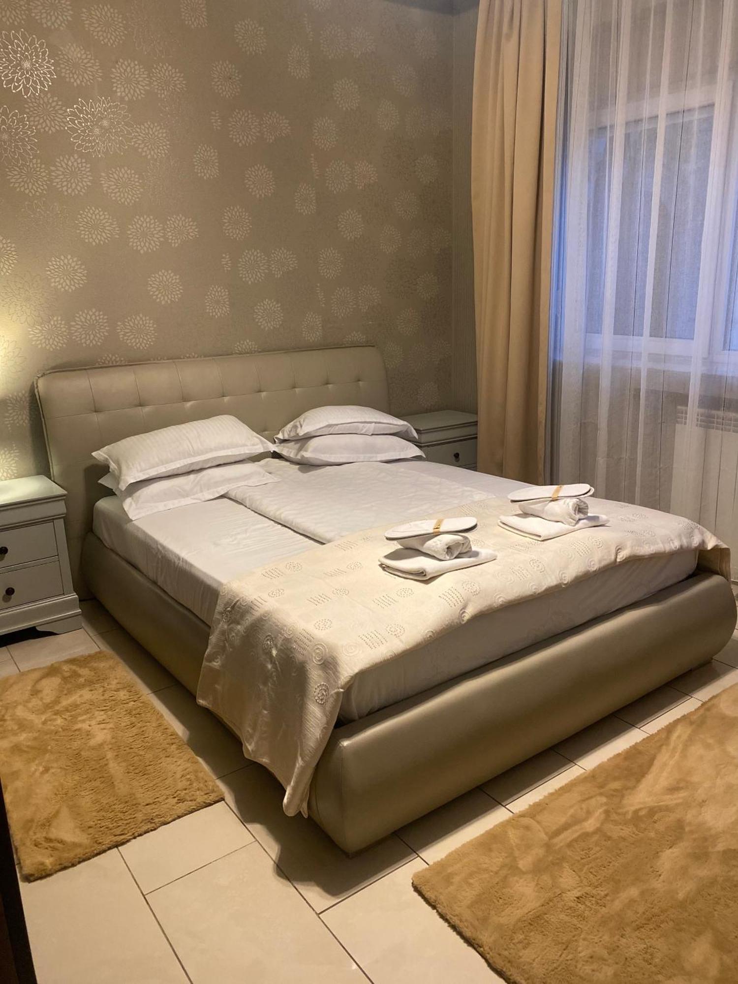 Appartamento Luxury Nr 5 ***** Bucarest